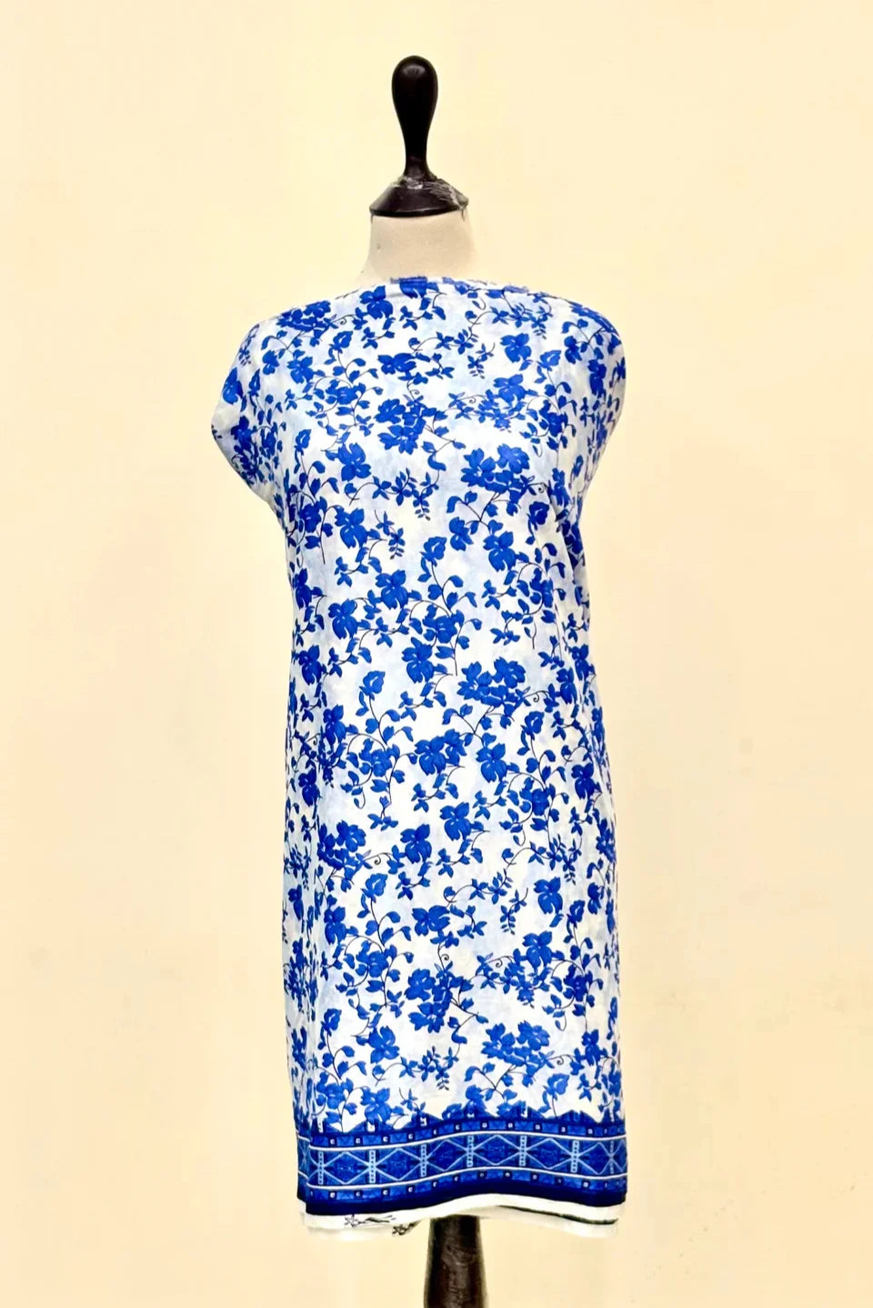 2 Piece Unstitched Ladies Printed Lawn Suit